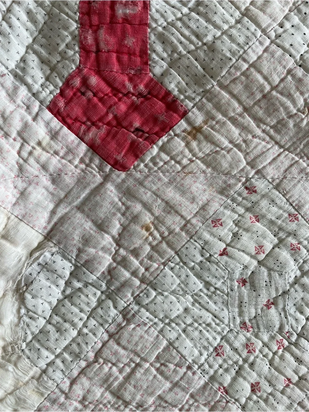 Antique 1930s 40s Bow Tie Quilt Feedsack Patchwork Hand Quilted Cutter Vintage